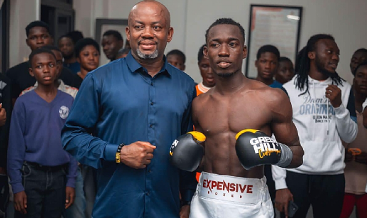 ghanaian-boxer-john-laryea-signs-managerial-deal-with-peter-kahn