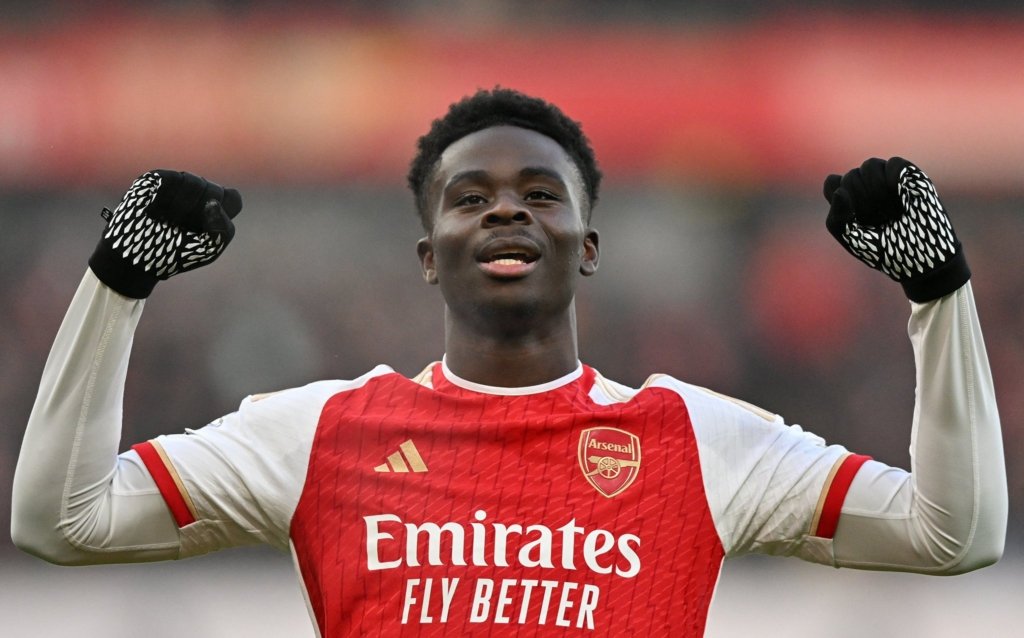 saka-and-odegaard-score-as-arsenal-beat-wolves