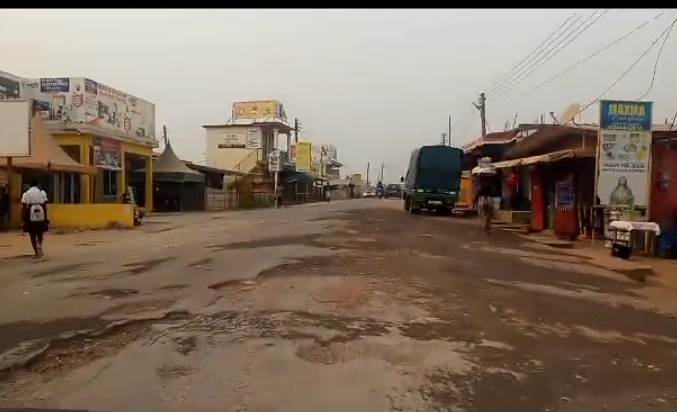 mahama-to-krobos:-npp’s-neglect-of-your-roads-politically-motivated