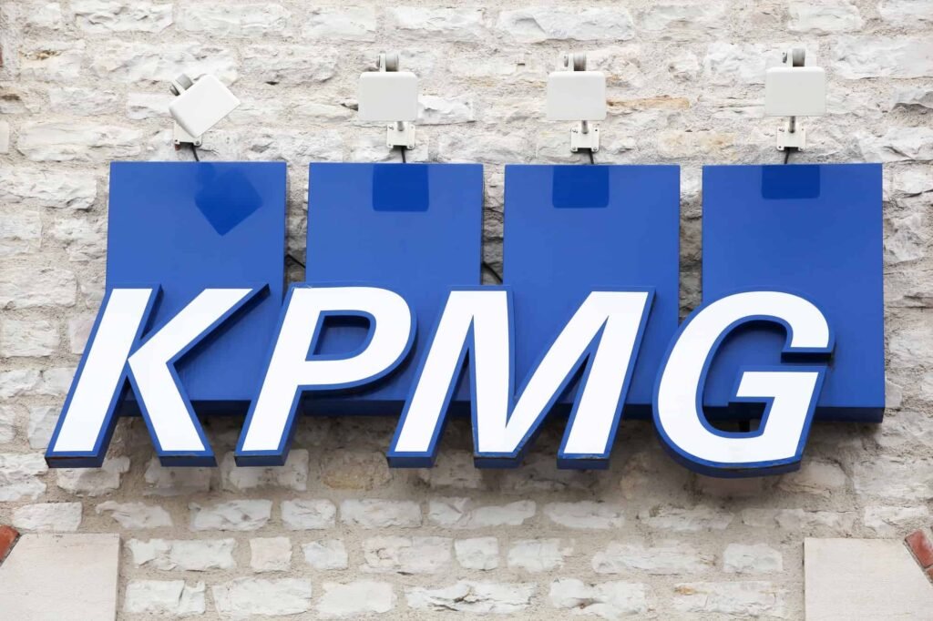 government-officials-allegedly-scheming-to-influence-kpmg-investigations-on-sml-–-report