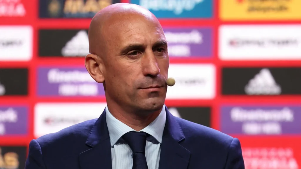 ex-spanish-fa-president-rubiales-says-trial-for-kiss-is-‘because-i-am-a-man.’