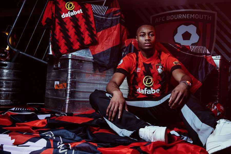 I look up to Asamoah Gyan and Andre Ayew – Antoine Semenyo