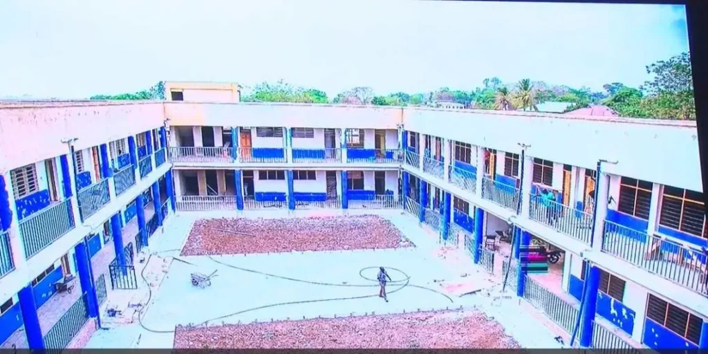 gov’t-set-to-repaint-all-public-schools-to-blue-and-white