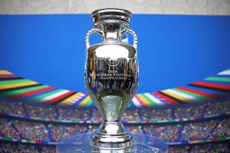 Euro 2024 last 16: Underdogs and favourites face off