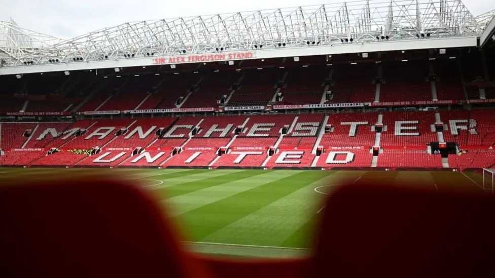 manchester-united-to-axe-250-jobs-in-cost-cutting-drive