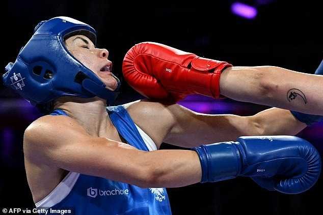 Italian female boxer quits after 46 seconds against controversial opponent