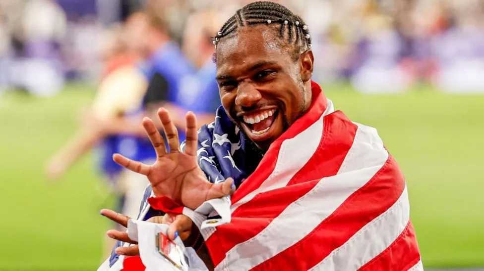 lyles-wins-olympic-100m-gold-in-dramatic-photo-finish