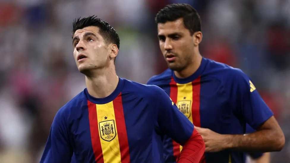 spain-duo-banned-for-gibraltar-chant