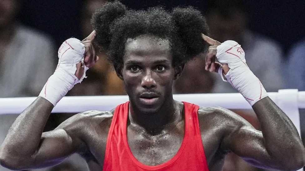‘mickey-mouse’-boxer-toasts-cape-verde’s-first-olympic-medal